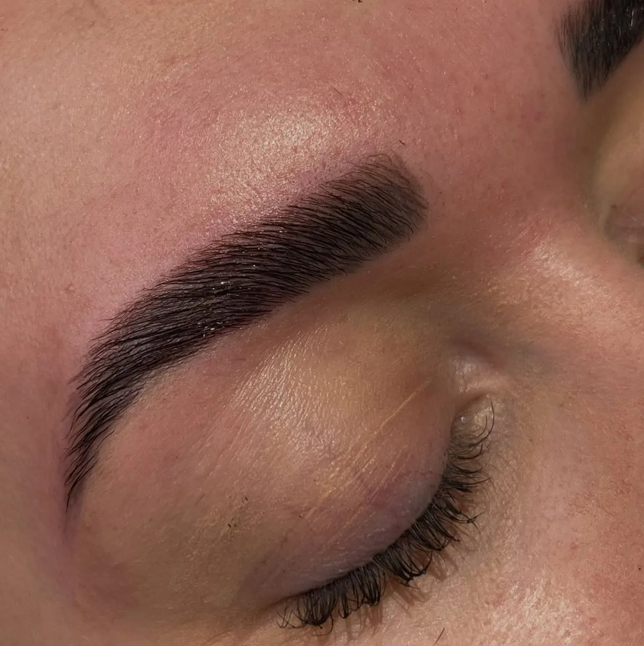 microblading eyebrows near me